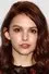Hannah Murray como Gilly