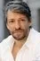 Ivan Mathias Petersson como Levan Zubkov