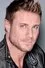 Jaason Simmons como Logan Fowler