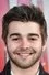 Jack Griffo como Dylan
