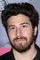 Jake Hoffman como Steve Rifkind