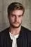 Jake Weary como Cyrus Petrillo