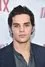 James Lastovic como Christian Keene