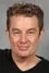 James Marsters como Mason Tarkoff