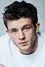 Jannis Niewöhner como Beat