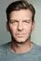 Jason Hughes como DS Ben Jones
