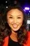 Jeannie Mai como Host