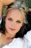 Jessica Gower como Sam