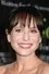Jillian Bach como Penny Nicholson