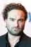 Johnny Galecki como David Healy