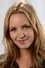 Jordana Spiro como Sarah Weller