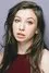 Katelyn Nacon como Enid