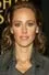 Kim Raver como Dr. Andrea Frost