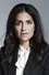 Leila Farzad como Ari