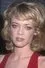 Lisa Robin Kelly como Laurie Forman