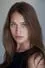 Lola Kirke como Jenny