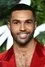 Lucien Laviscount como Earl Grey