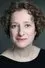 Lucinda Raikes como Karen Ball