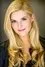 Lucy Durack como Cassie Bennett