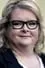 Magda Szubanski como 
