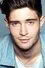 Mattias Inwood como Corey Welch
