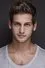 Max Emerson como Cheyenne