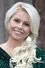 Melissa Bell como Lucy Robinson