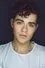 Misha Osherovich como Simon