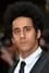 Muzz Khan como Barry