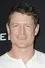 Philip Winchester como Frank Stanton