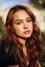 Sadie Stanley como Brea Bee