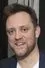 Sam Troughton como 