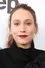Sarah Sutherland como Catherine Meyer