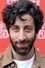 Simon Helberg como Alex Dwyer