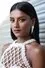 Simone Ashley como Kathani 'Kate' Sharma
