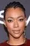 Sonequa Martin-Green como Courtney Wells