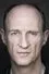 Stuart Bowman como Iain Kinross