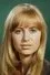 Susan George como Mrs. Peacock