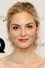 Tamsin Egerton como Betzy