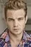 Taylor Handley como Oliver Trask