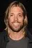 Taylor Hawkins como Self - Musical Guest