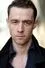 Tim Delap como Byron