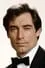 Timothy Dalton como Alexei Volkoff