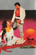 Póster de Kemilau Cinta di Langit Jingga