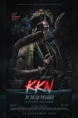 Póster de KKN di Desa Penari: Luwih Dowo, Luwih Medeni