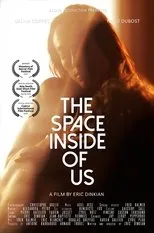 Póster de The space inside of us