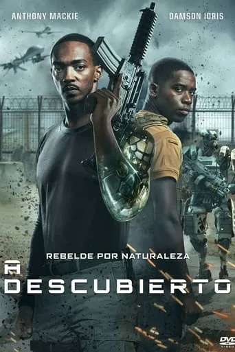 Póster de A descubierto (2021) con Csémy Balázs como Data Guy