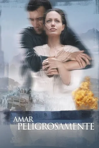 Póster de Amar peligrosamente (2003) con Timothy West como Lawrence Bauford