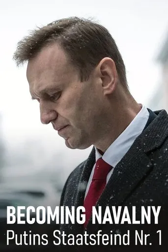 Póster de Becoming Navalny (2024) con Trystan Pütter como Self - Narrator (voice)