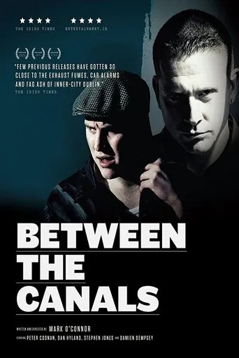 Póster de Between the Canals